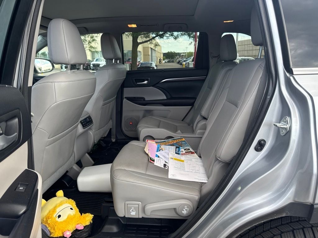 2016 Toyota Highlander Hybrid Limited Platinum