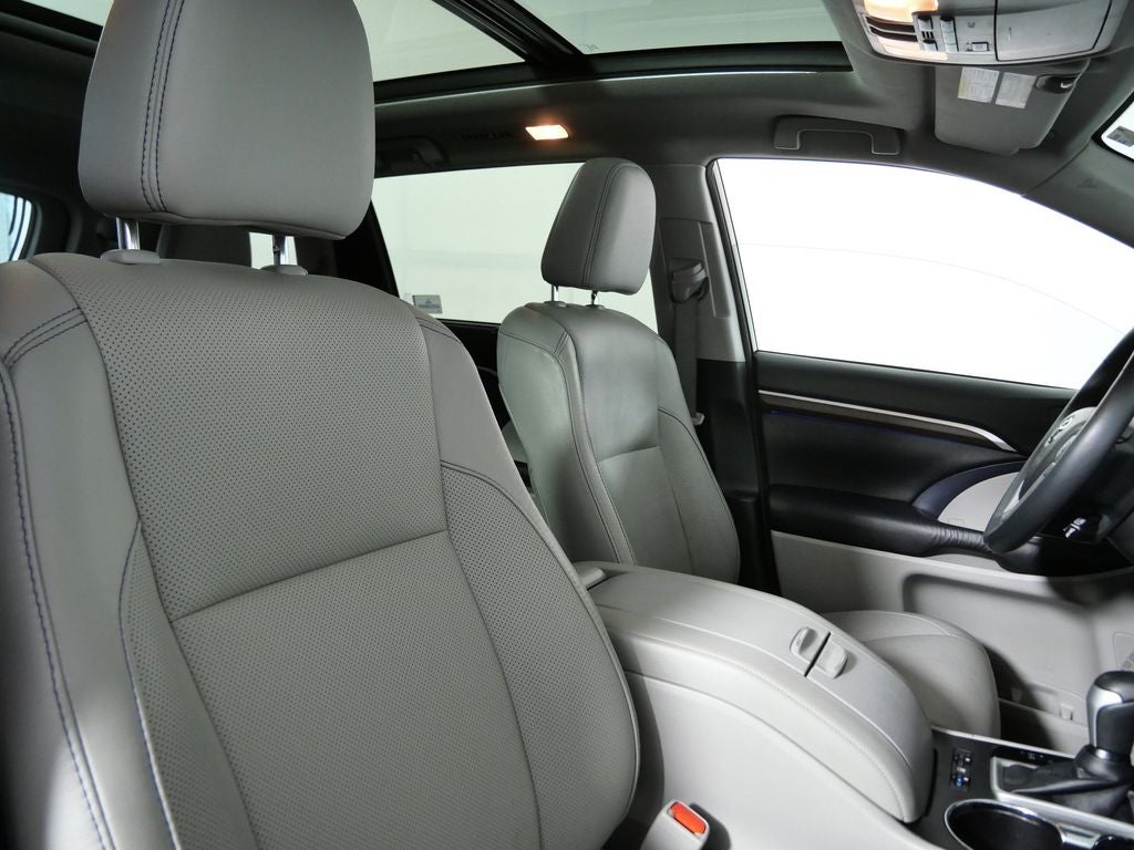 2016 Toyota Highlander Hybrid Limited Platinum