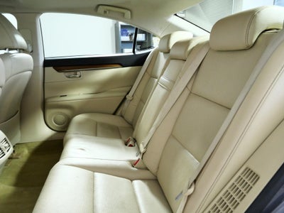 2013 Lexus ES 300h