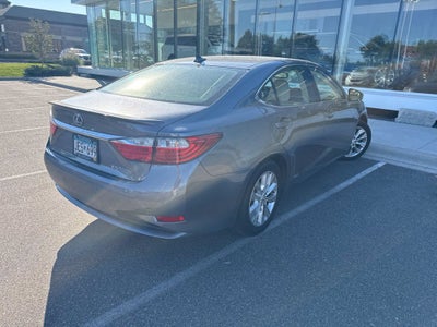 2013 Lexus ES 300h