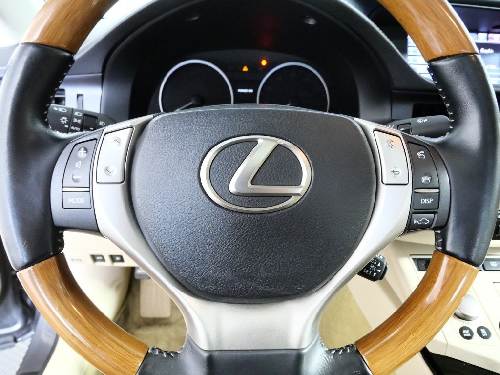 2013 Lexus ES 300h