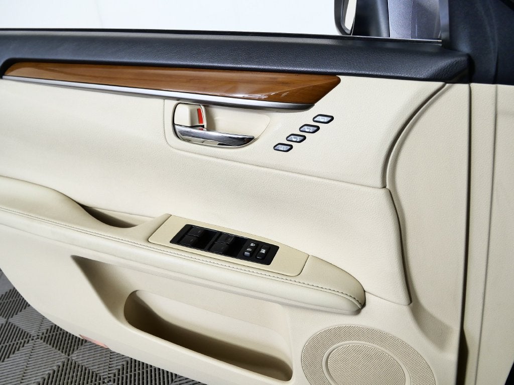 2013 Lexus ES 300h