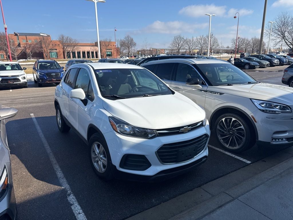 Used 2020 Chevrolet Trax LS with VIN KL7CJKSB3LB049249 for sale in Apple Valley, Minnesota