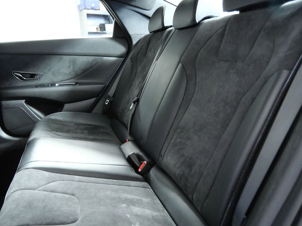 2022 Hyundai Elantra N Base