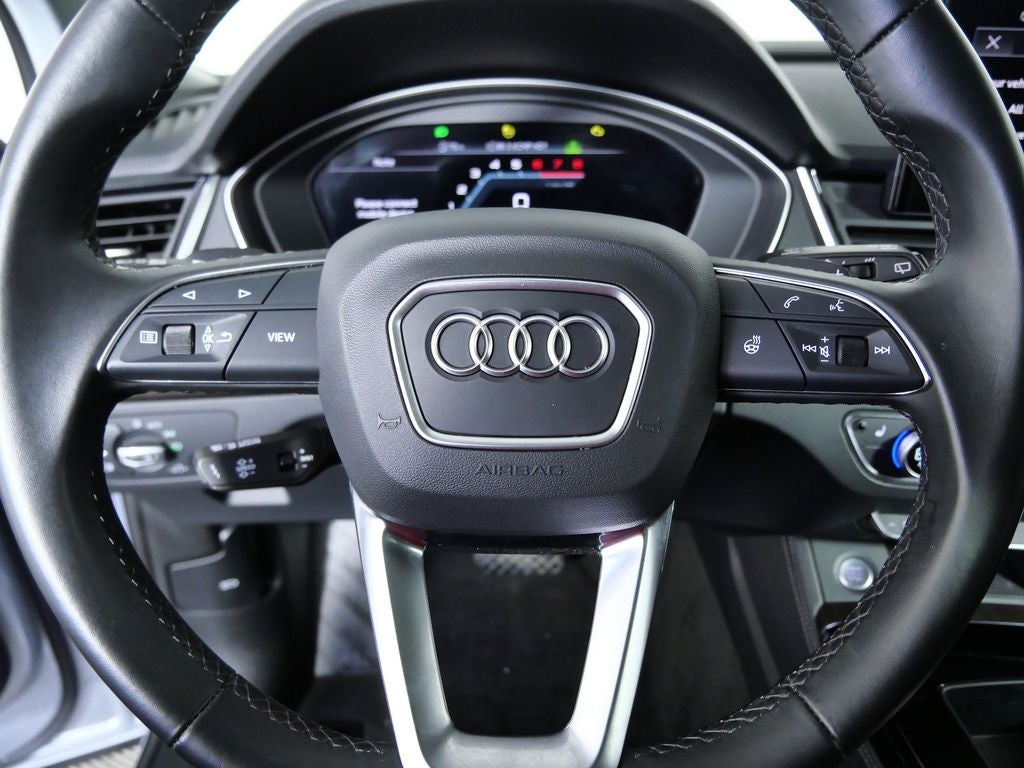 2022 Audi Q5 40 Premium Plus quattro