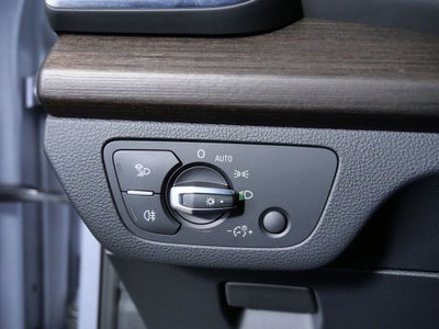 2022 Audi Q5 40 Premium Plus quattro