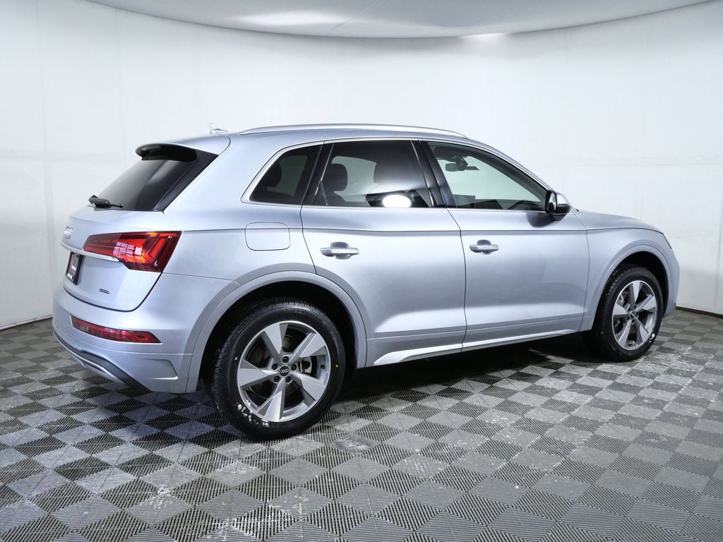 2022 Audi Q5 40 Premium Plus quattro