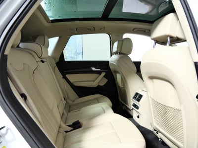 2024 Audi Q5 45 S line Premium quattro