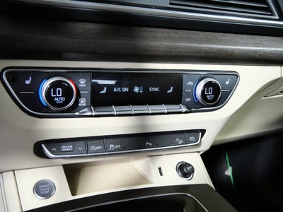 2024 Audi Q5 45 S line Premium quattro