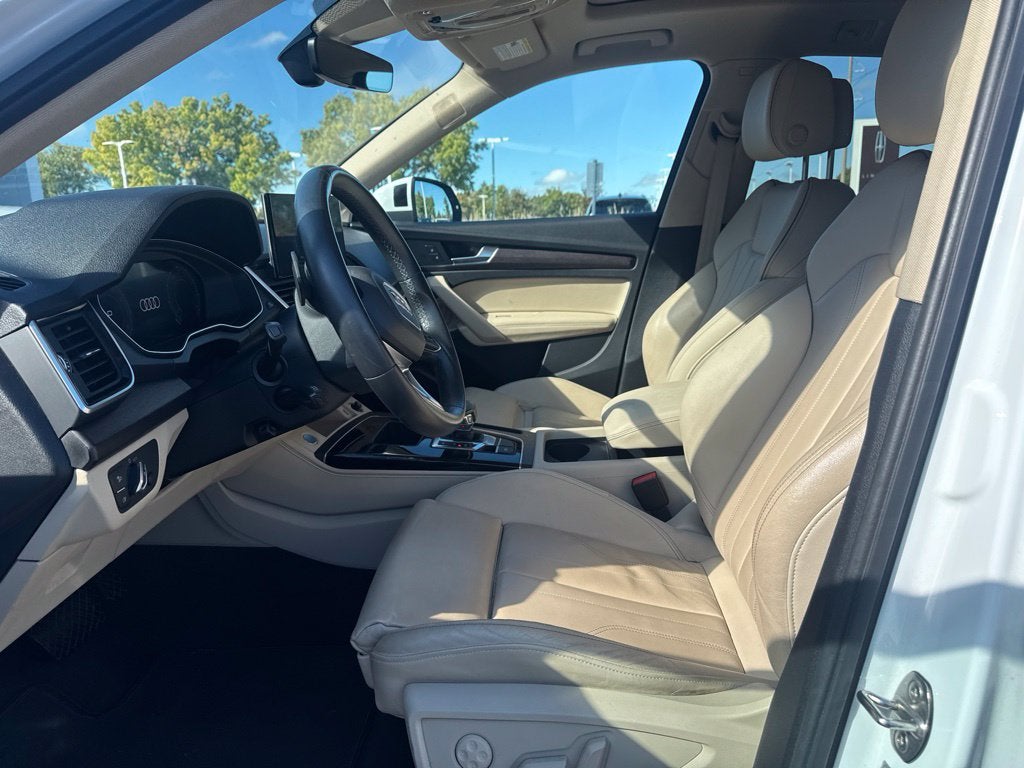 2024 Audi Q5 45 S line Premium quattro