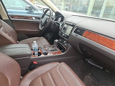 2013 Volkswagen Touareg VR6 FSI Lux