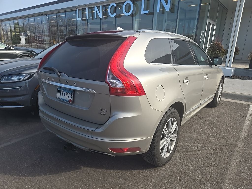 2016 Volvo XC60 T6 Drive-E