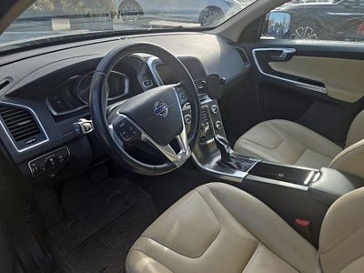 2016 Volvo XC60 T6 Drive-E