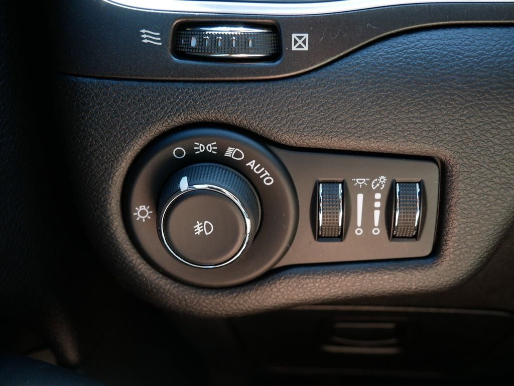 2020 Jeep Cherokee Trailhawk