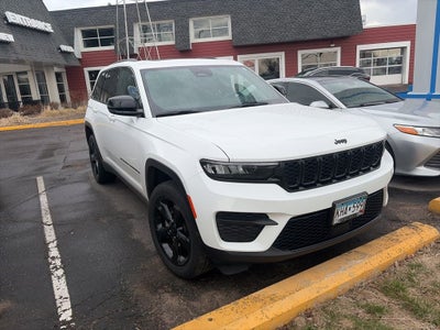 2023 Jeep Grand Cherokee Altitude