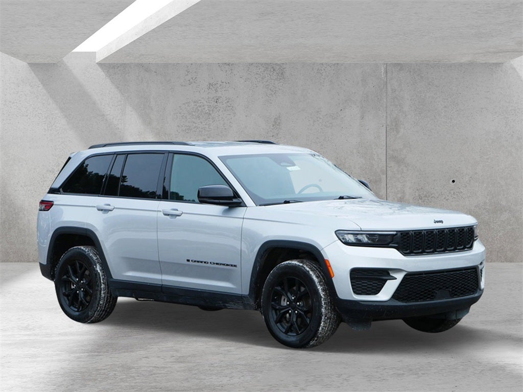 2024 Jeep Grand Cherokee Altitude