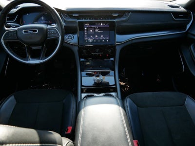 2022 Jeep Grand Cherokee Altitude