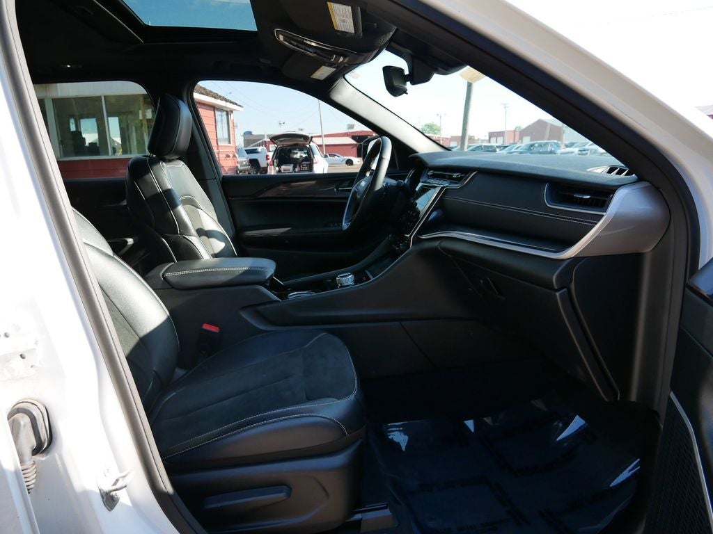 2022 Jeep Grand Cherokee Altitude