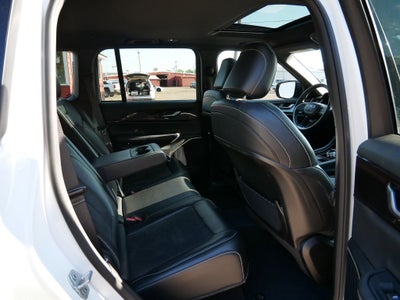 2022 Jeep Grand Cherokee Altitude