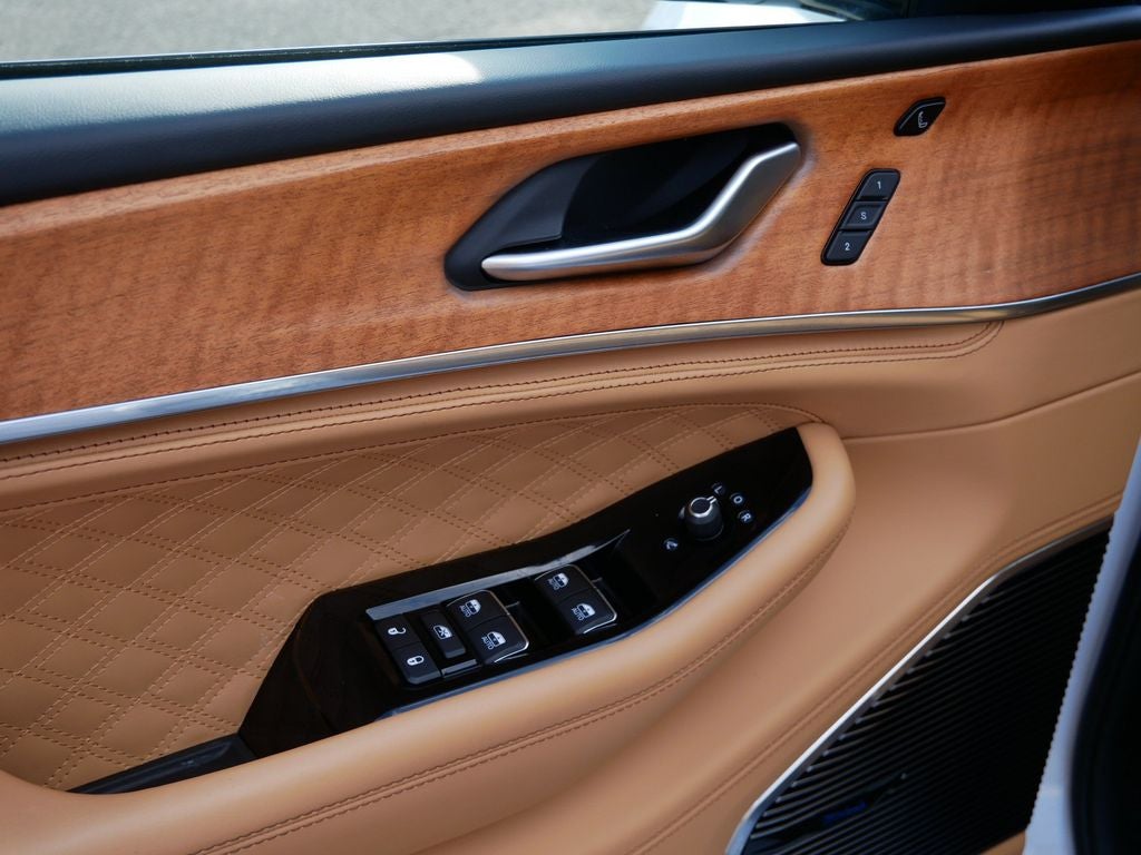 2022 Jeep Grand Cherokee L Summit