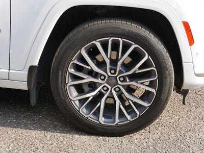 2022 Jeep Grand Cherokee L Summit
