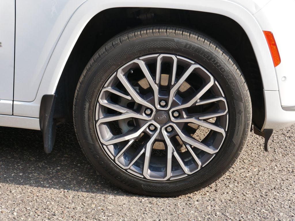 2022 Jeep Grand Cherokee L Summit