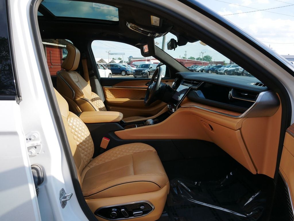 2022 Jeep Grand Cherokee L Summit