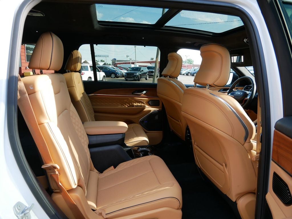 2022 Jeep Grand Cherokee L Summit