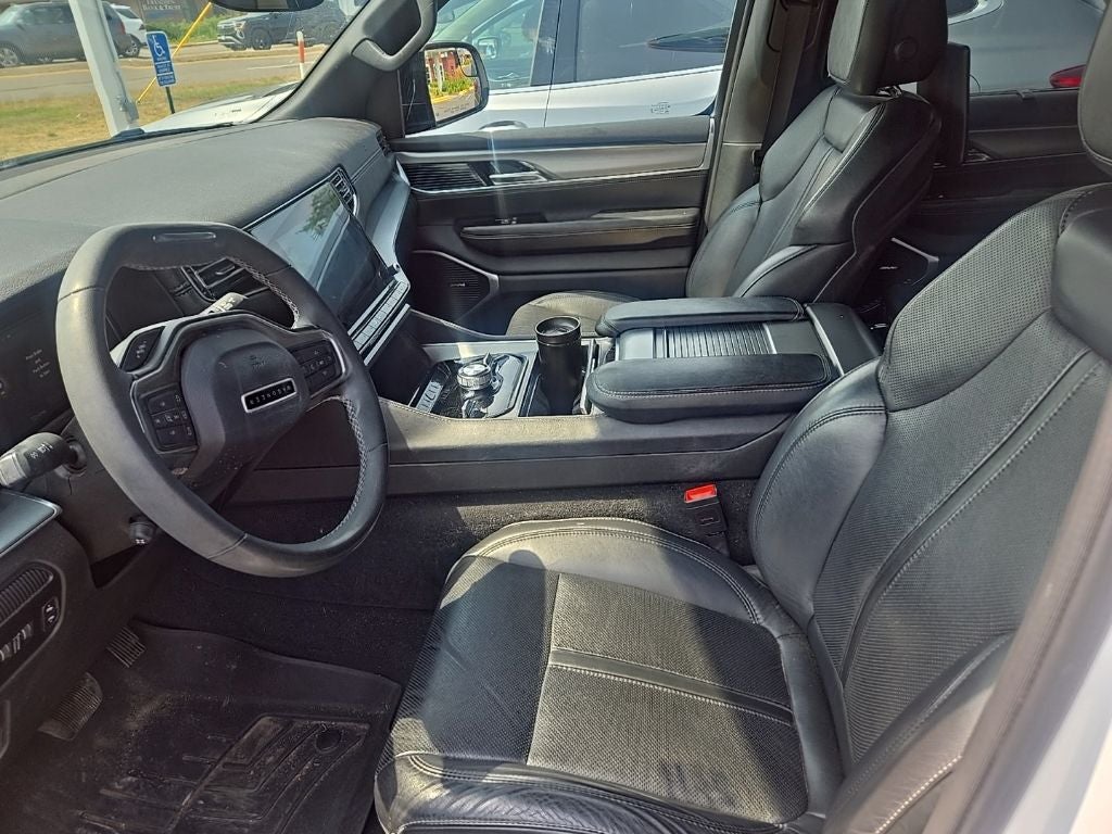 2023 Jeep Wagoneer Series II