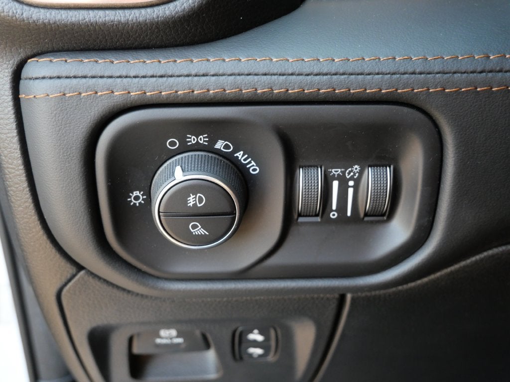 2019 RAM 1500 Laramie Longhorn