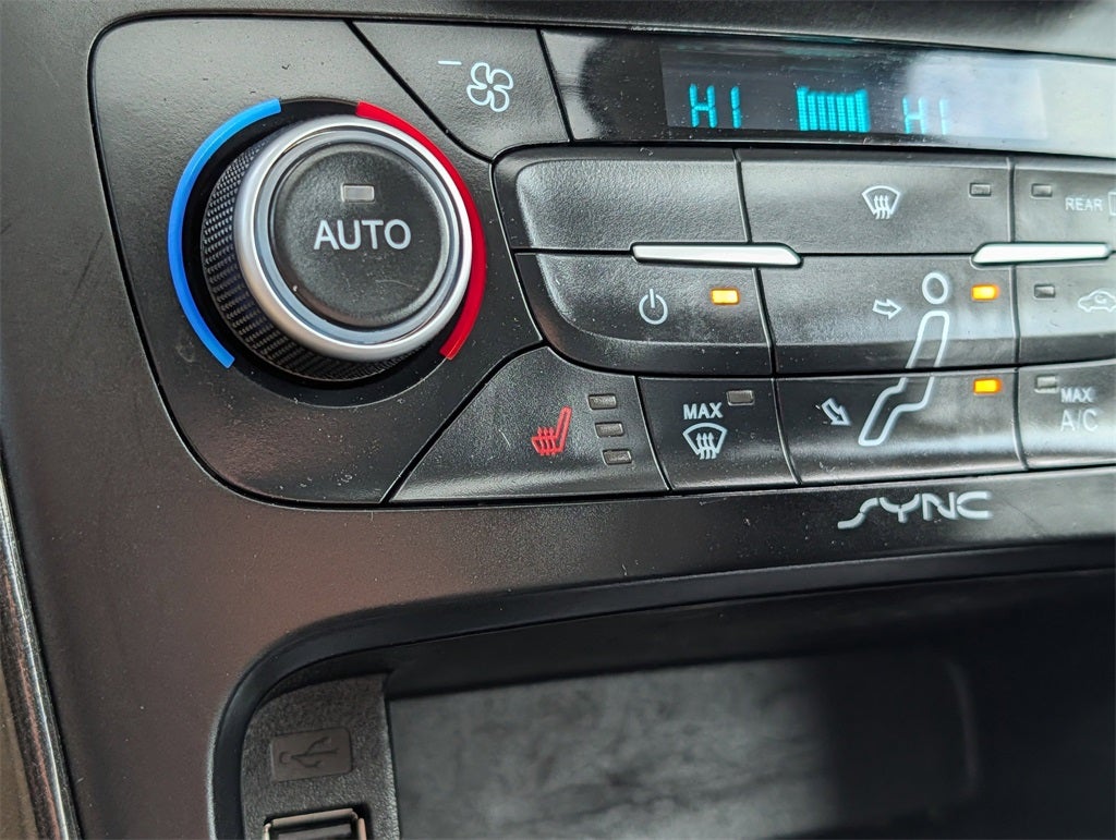 2017 Ford Focus Titanium