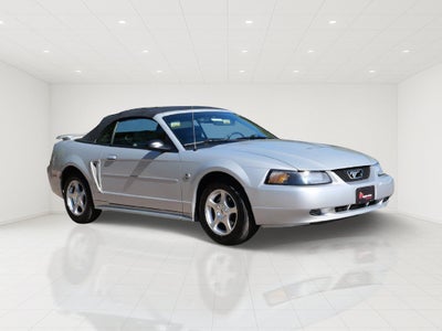 2004 Ford Mustang V6 Deluxe