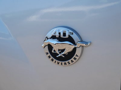 2004 Ford Mustang V6 Deluxe