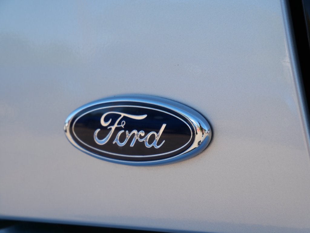 2004 Ford Mustang V6 Deluxe