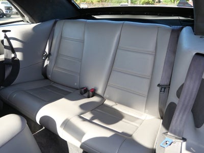 2004 Ford Mustang V6 Deluxe