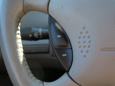 2004 Ford Mustang V6 Deluxe