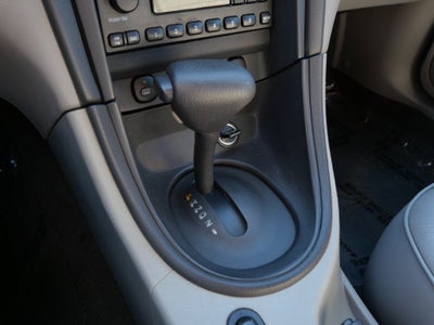 2004 Ford Mustang V6 Deluxe