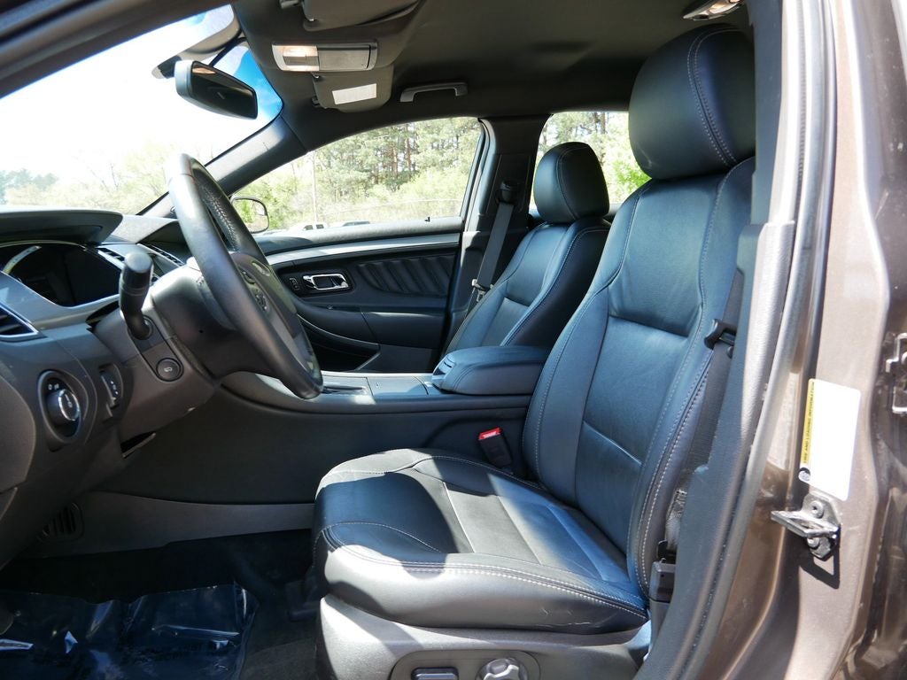 2016 Ford Taurus SEL