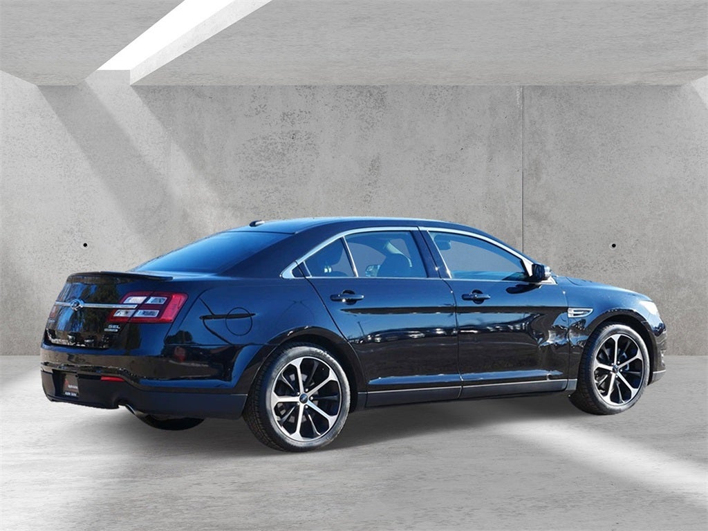 2016 Ford Taurus SEL
