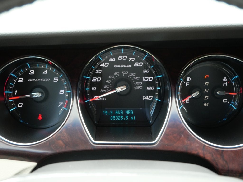 2010 Ford Taurus SEL