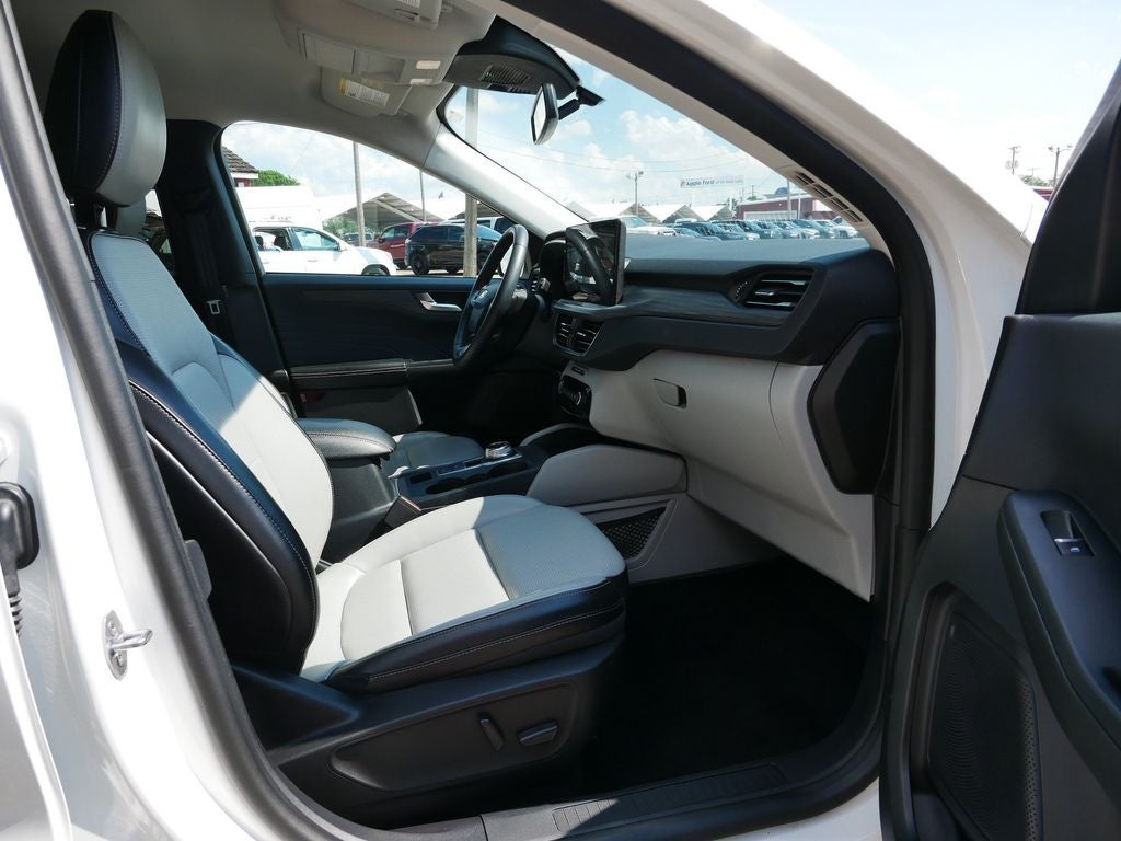 2023 Ford Escape Platinum