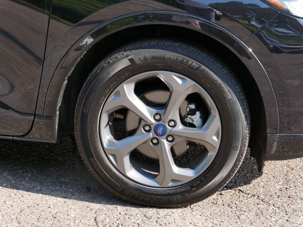 2023 Ford Escape ST-Line Select