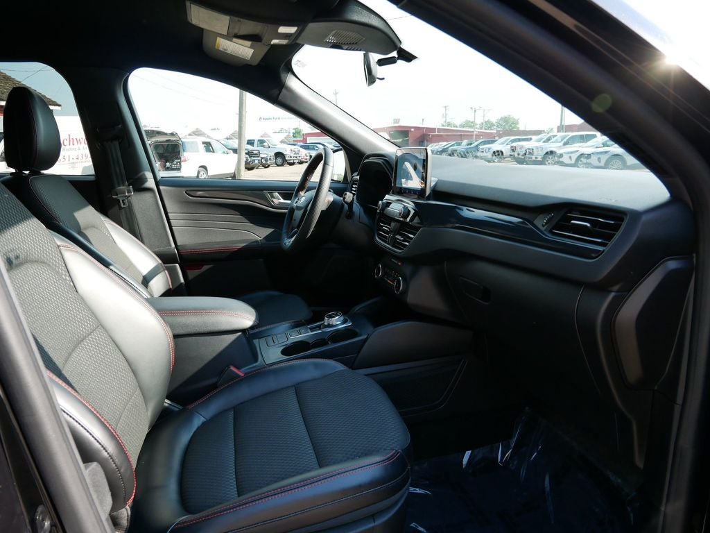 2023 Ford Escape ST-Line Select