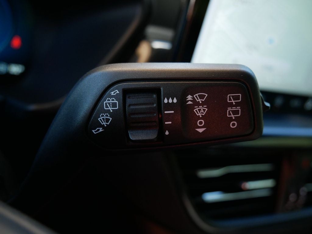 2023 Ford Escape Hybrid ST-Line Elite