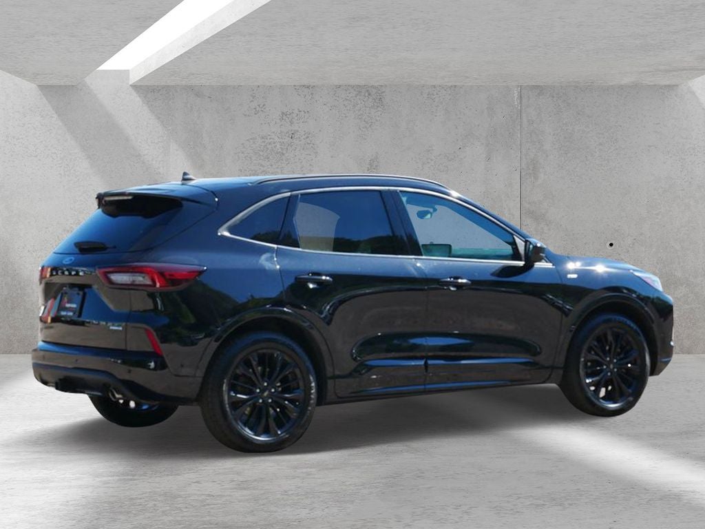 2023 Ford Escape Hybrid ST-Line Elite