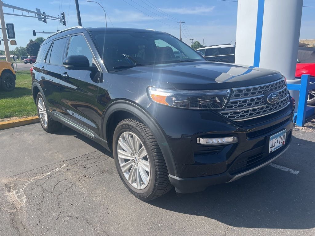 2022 Ford Explorer's photo