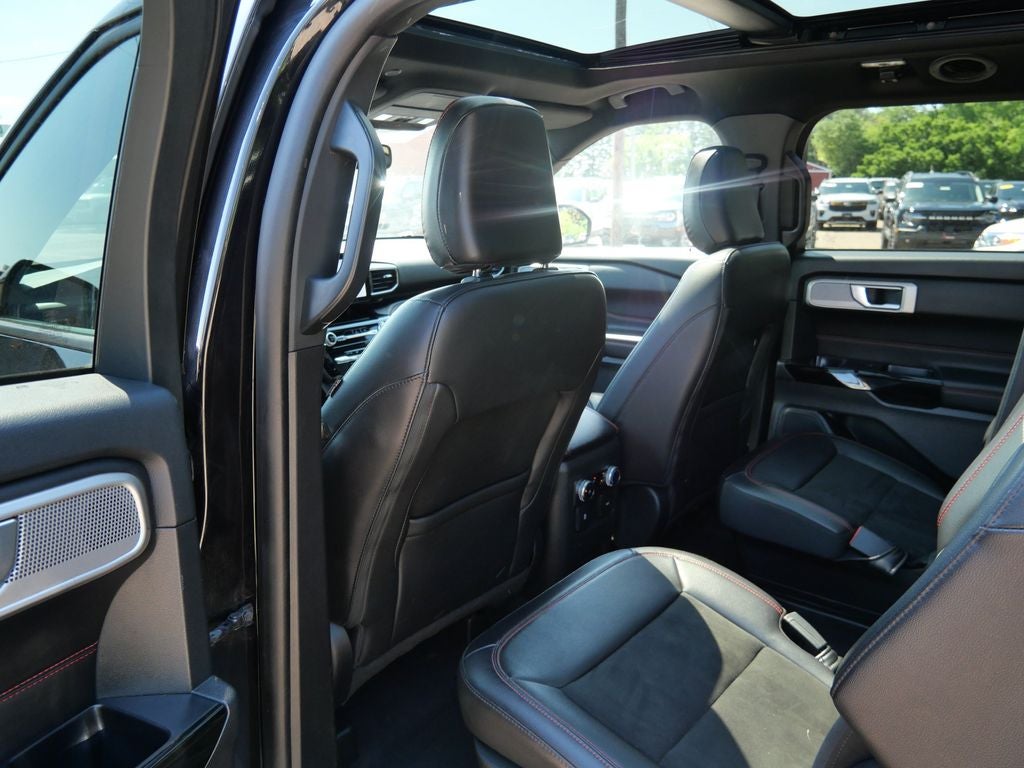 2023 Ford Explorer ST-Line