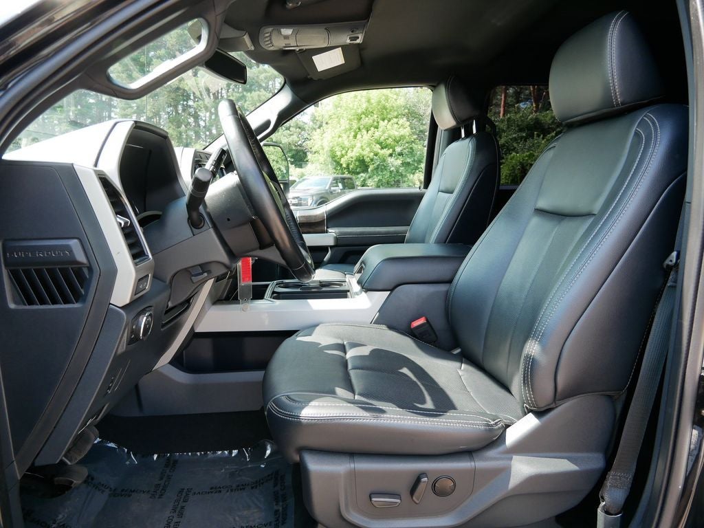 2022 Ford F-350SD Lariat