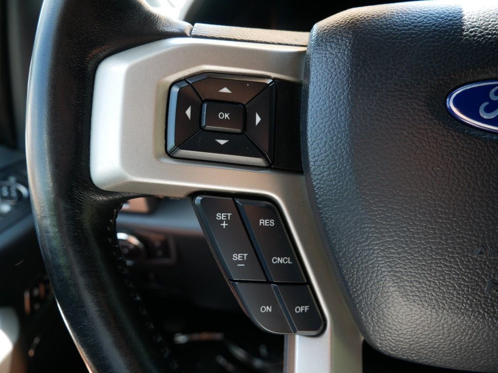 2022 Ford F-350SD Lariat