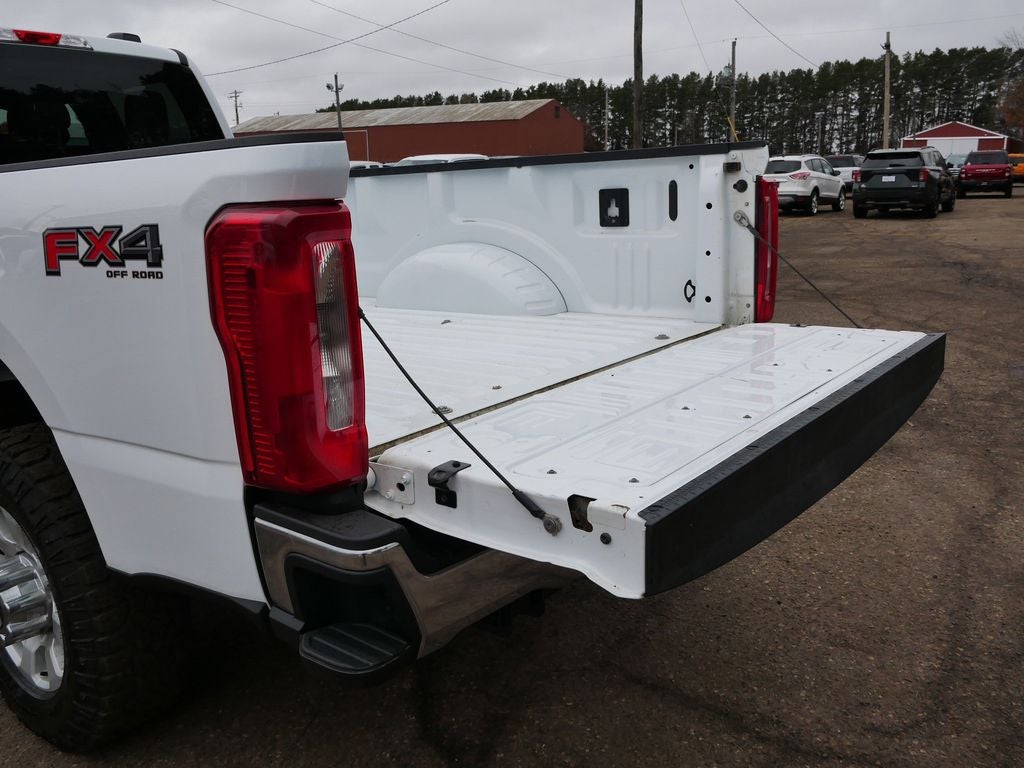 2023 Ford F-350SD XLT